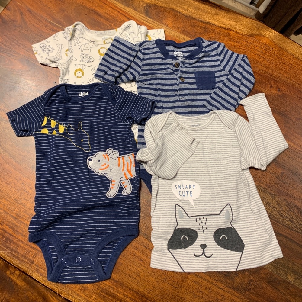 Lot of 4 boys clothing (3) Onesies (1) Long Sleeved Shirt